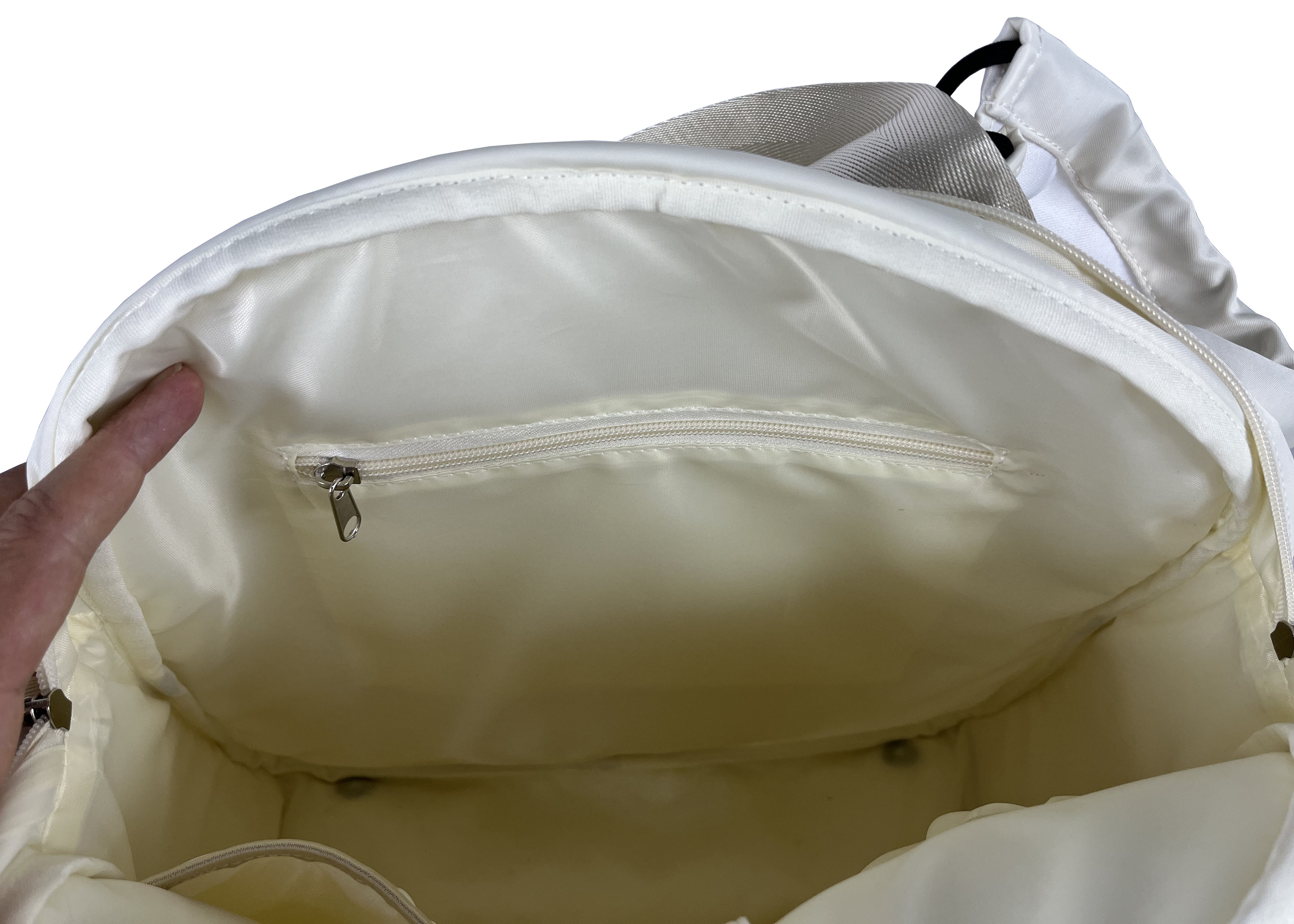 1758680444788707.jpg 1758680444788707.jpg